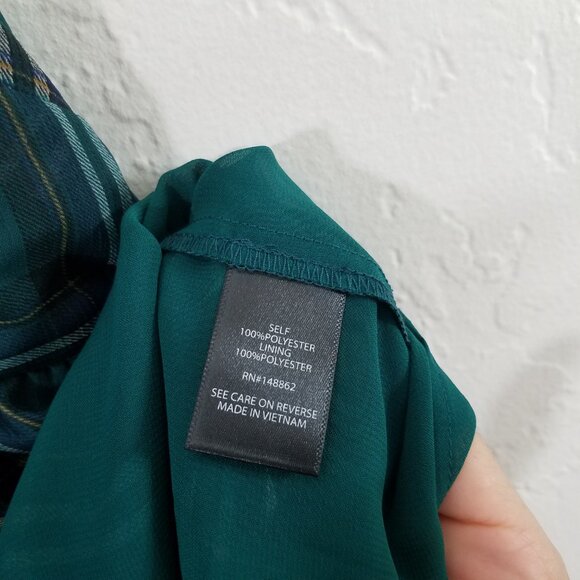 Torrid Plaid Long Sleeve V-Neck Top Blouse Ruffle Green Size 3 - Picture 5 of 5